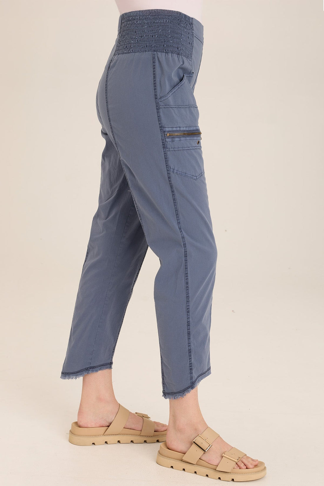 Acker Zipper Slim Crop
