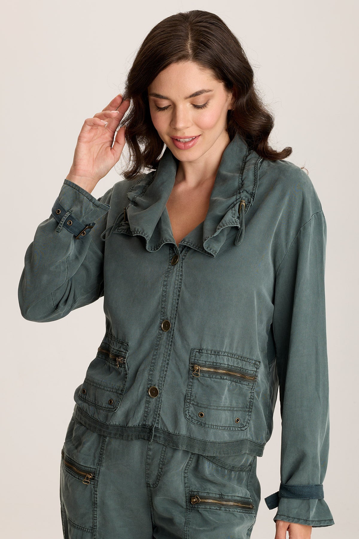 Oziel Twill Utility Jacket with Drawstring Collar