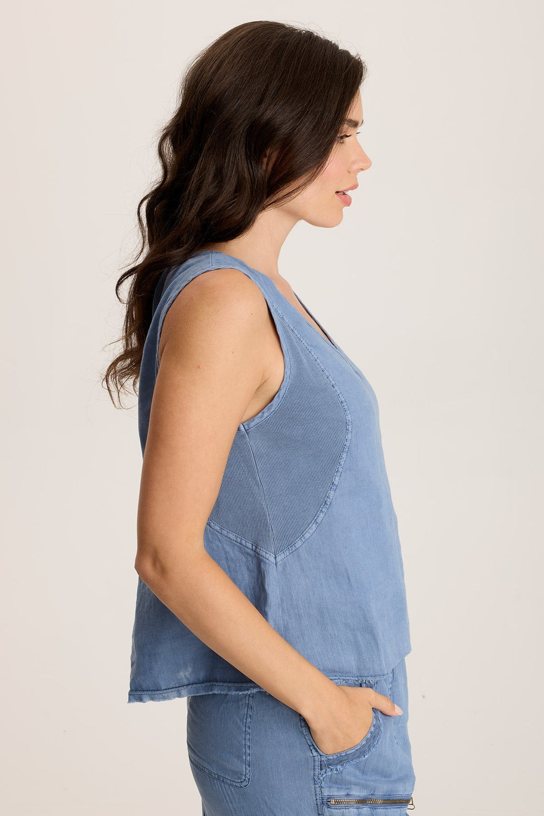 Estine Linen V-Neck Tank Top