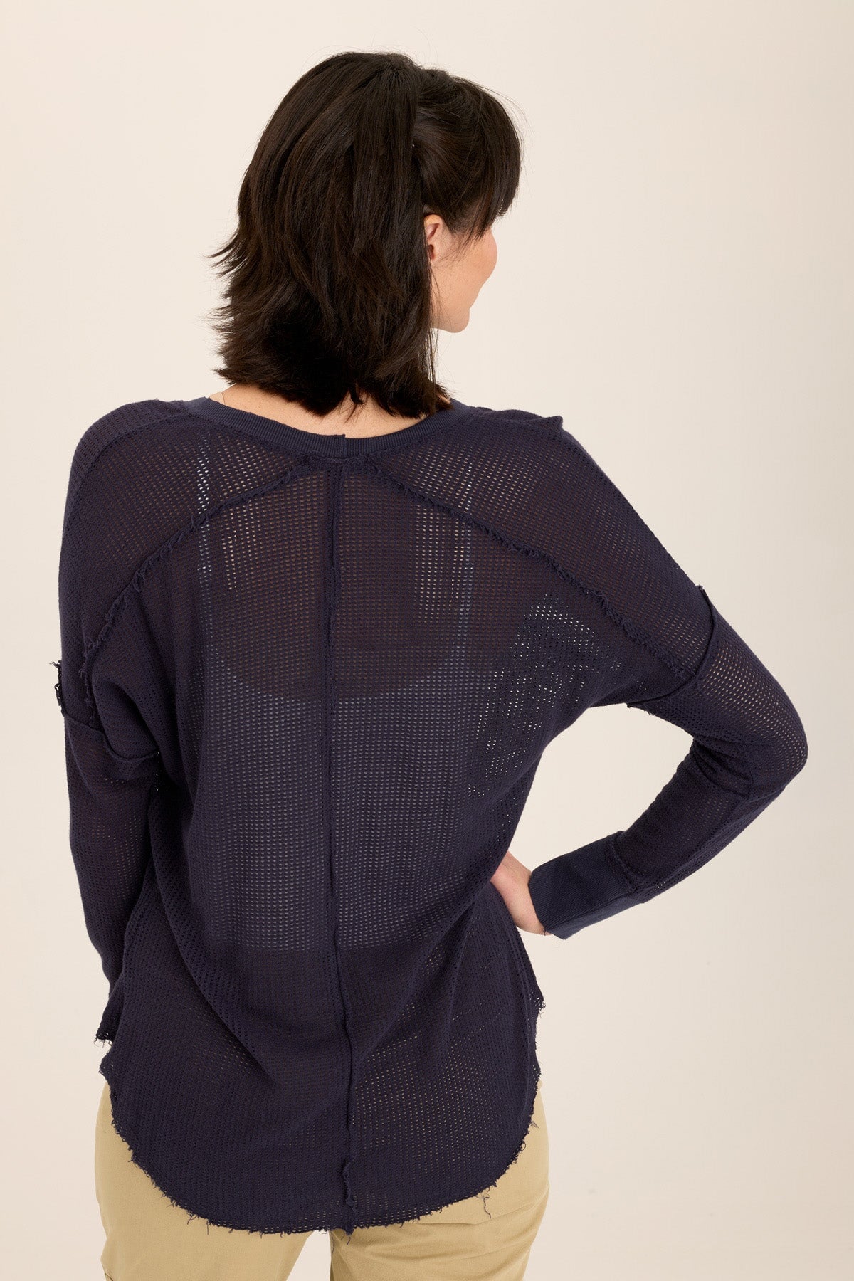 Bullock Mesh V-Neck Pullover