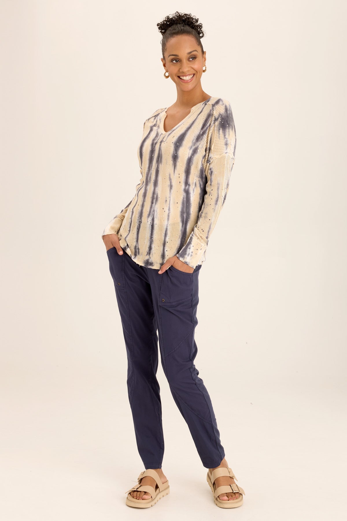 Bullock Mesh V-Neck Pullover