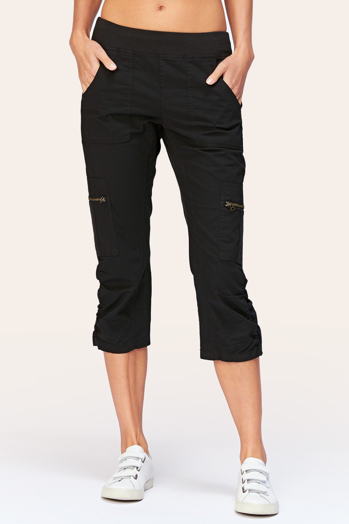 Nadia Crop