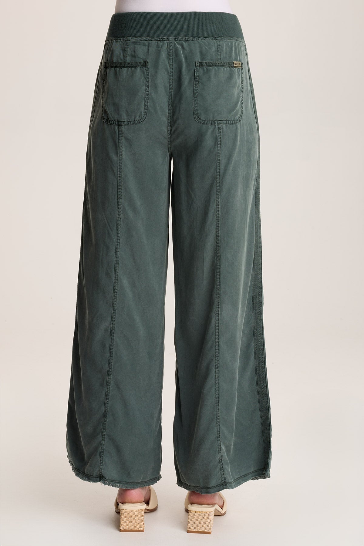 Loen Twill Wide Leg Pant