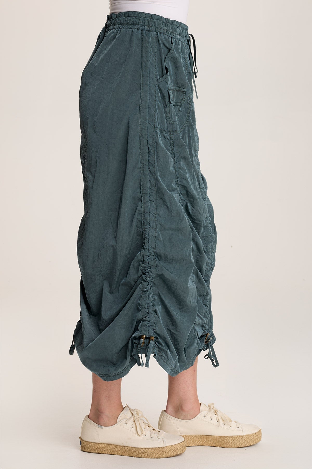 Zeno Ruched Sporty Cargo Midi Skirt