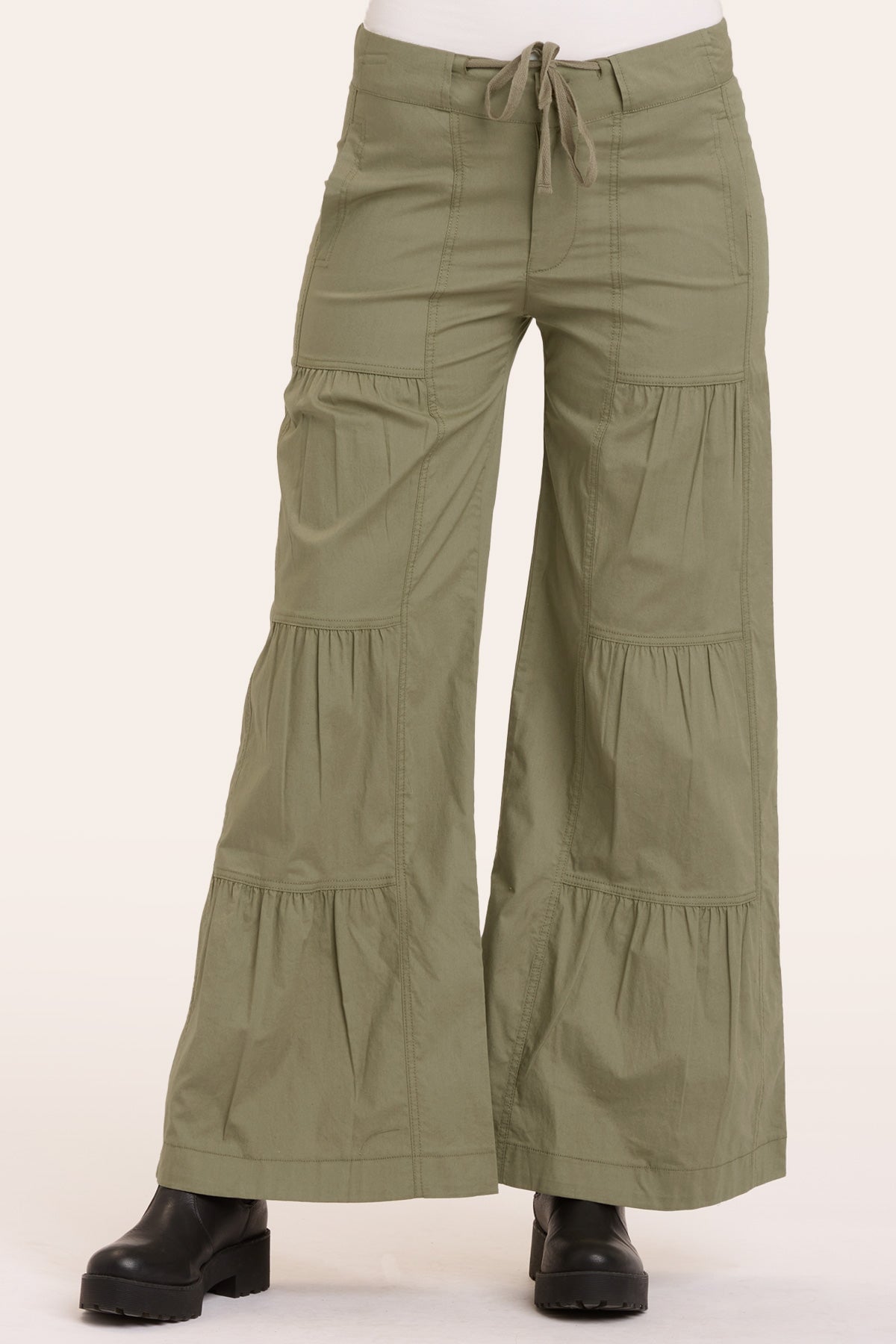 Terraced Wide Leg Pant